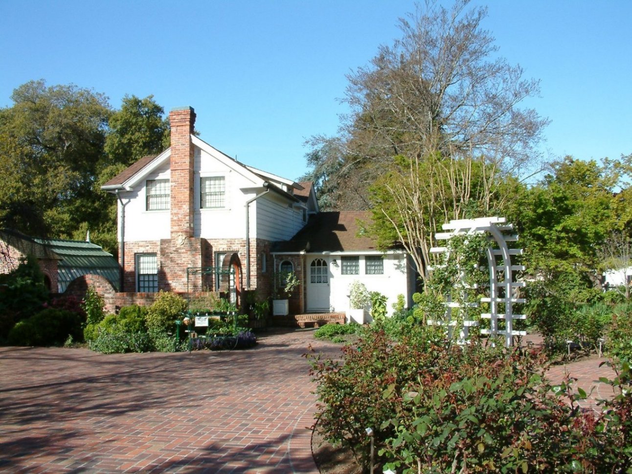 Luther Burbank Back Walk Designed By Luther Burbank Home And Garden